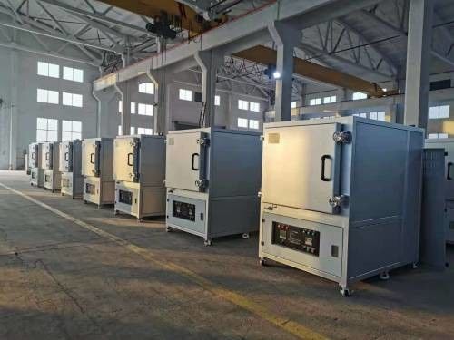 Horno de fusión de vidrio de tipo caja de 20 a 50 litros para la industria eléctrica