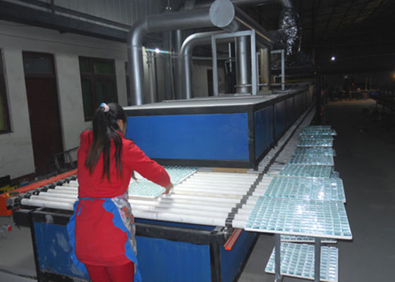Ahorro energético aislamiento de fibra cerámica de múltiples capas a 950 °C horno de templado de vidrio industrial eléctrico